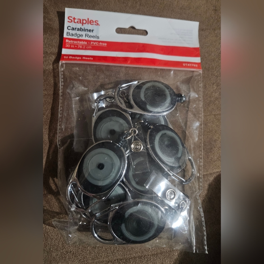 Staples Silver Carabiner Badge Reels
